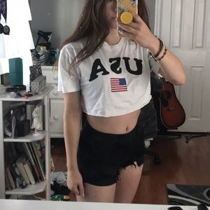 Crop top